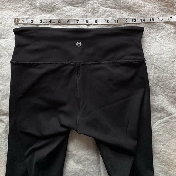 Lululemon Wunder Under Crop Leggings Black  Size 6. Compression Yoga Workout - Picture 7 of 11